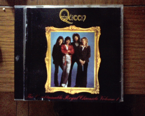 queen -- the unobtainable royal chronicle vol 1